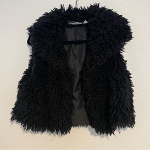 Amanda Charles Black Vest Large